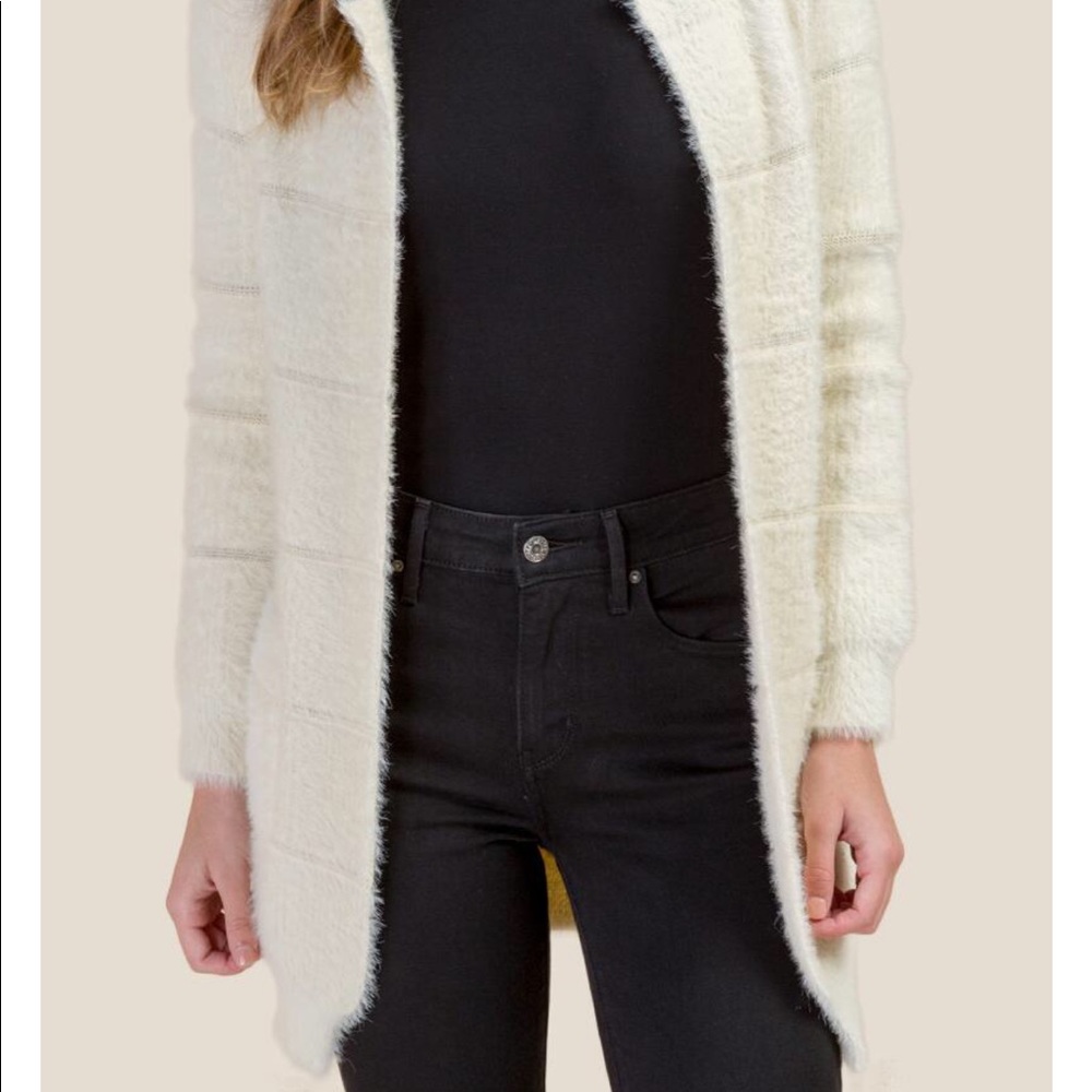 NWOT Maria Eyelash Horizontal Stitch Cardigan